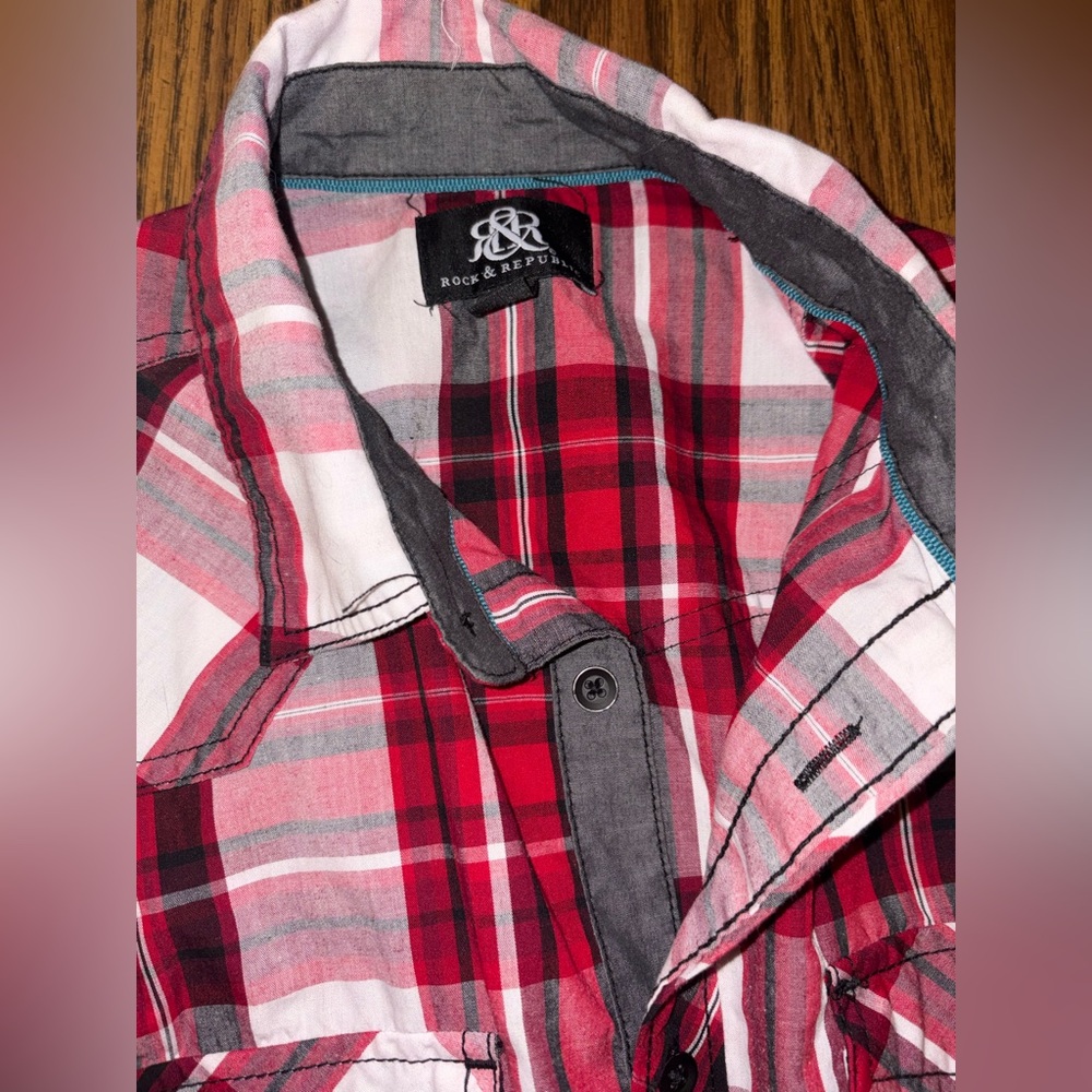 Rock & Republic Red Plaid Button Down Shirt Women’s Medium Western Flannel - Picture 2 of 2